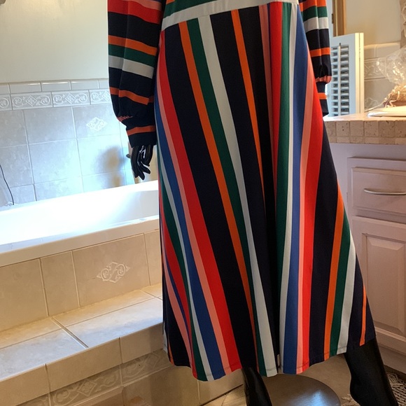 ELOQUII MULTICOLOR DRESS - Picture 7 of 9